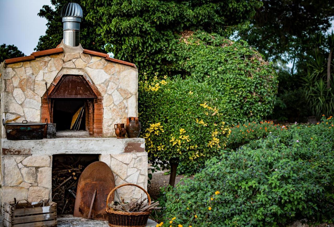 Antica Casina B&B Di Charme プルサーノ エクステリア 写真
