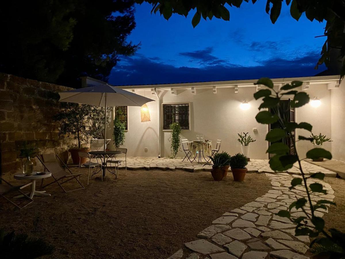 Antica Casina B&B Di Charme プルサーノ エクステリア 写真