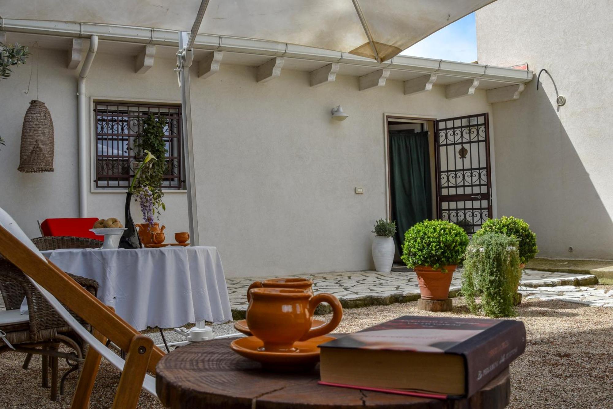 Antica Casina B&B Di Charme プルサーノ エクステリア 写真