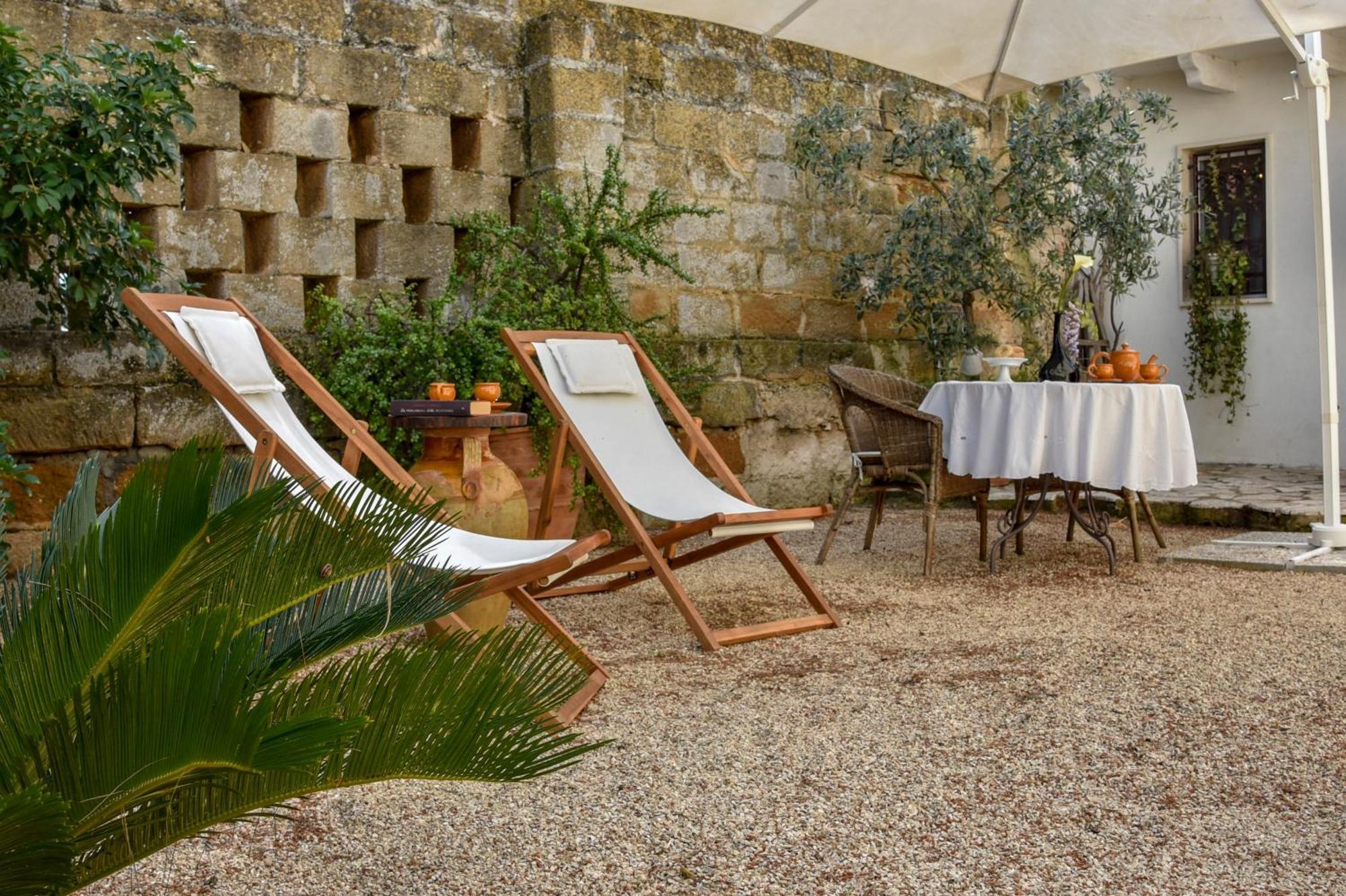 Antica Casina B&B Di Charme プルサーノ エクステリア 写真